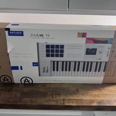 Arturia KeyLab 49 MkIII MIDI Controller 2024 - Present - White image 10