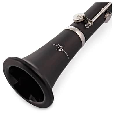 Trevor James 57C5 Clarinet Outfit with Backpack Case image 3