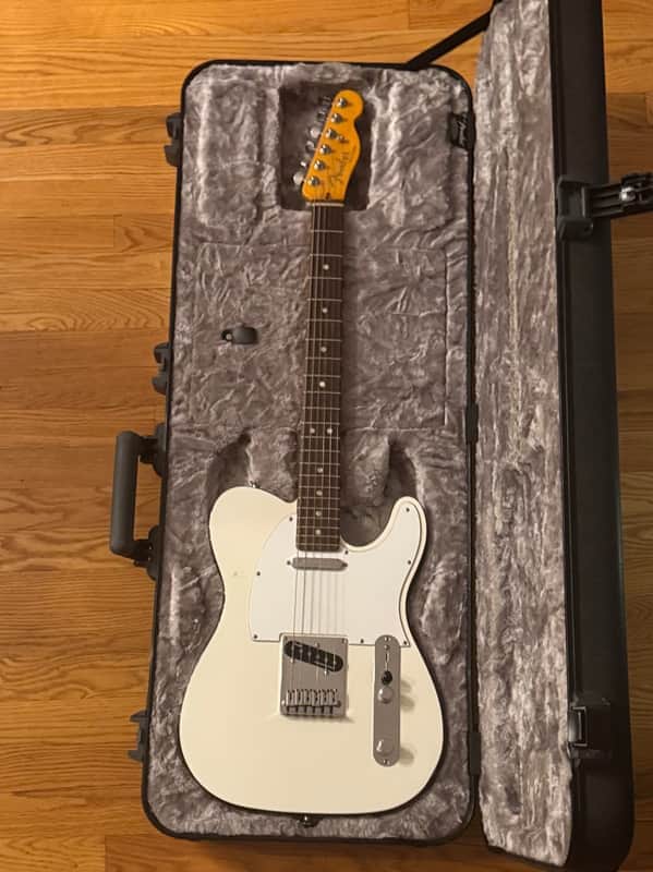 Fender American Ultra Telecaster with Rosewood Fretboard 2019 - Present Arctic Pearl image 1