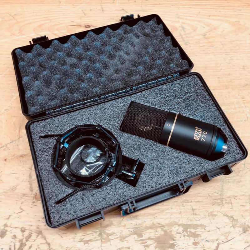 MXL 770 Condenser Microphone w/Case & Shockmount image 1