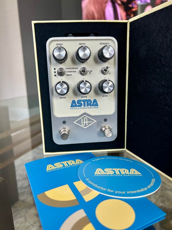 Universal Audio Astra Modulation Machine image 1
