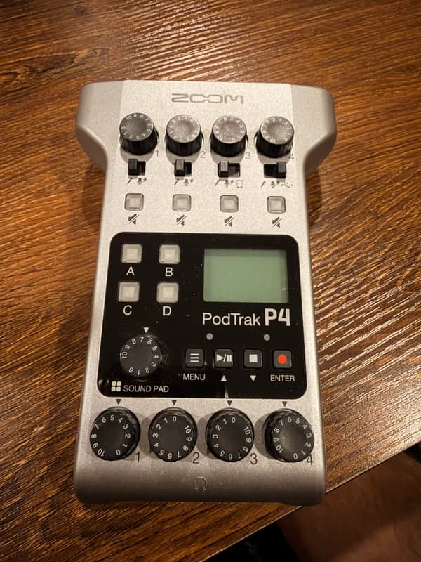 Zoom PodTrak P4 Multitrack Recorder