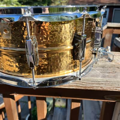 Ludwig LB556K 6.5” Hammered Bronze Super-Sensitive Snare 2000’s image 3