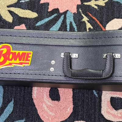 Supro 1224DBHT Limited Edition David Bowie 1961 Dual Tone Hardtail 2019 W/Hardshell Case and Strap Locks image 11