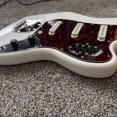 Squier Vintage Modified Bass VI body Olympic White image 7