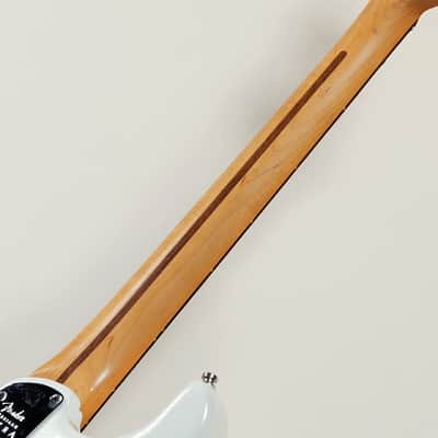 Fender American Ultra Stratocaster Arctic Pearl 2021 Arctic Pearl [US210046436] (05/13) image 7