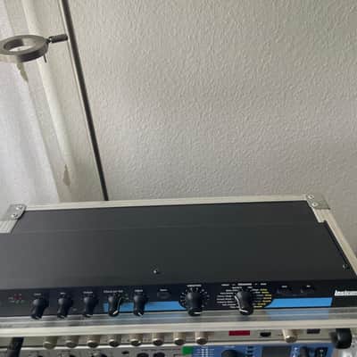 Lexicon MPX-100 Multi Effects Processor image 3