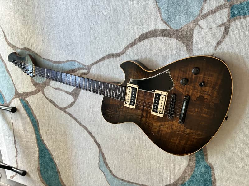 Signature Novo Solus H2 - Spalted Maple Top image 1