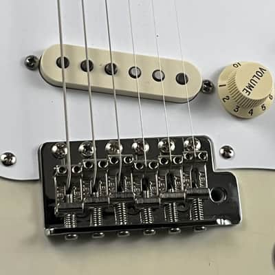 Fender Eric Johnston Stratocaster White Maple 2016 image 14