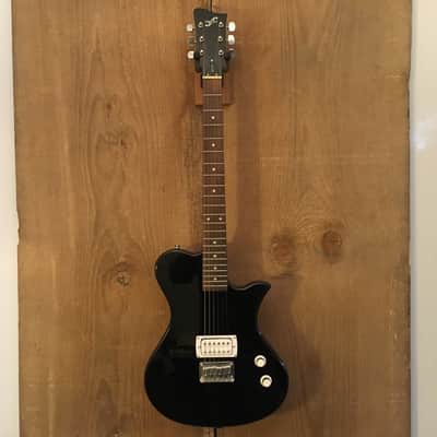 First Act ME 537 Single Cutaway Electric Guitar Black image 2