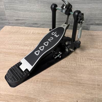 DW 2000 Series Single Bass Drum Pedal w/ Extra Beater #3033 image 3