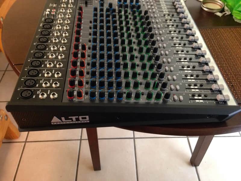 Alto Professional Live 1604 16 chan mixer w/ DSP effects NEW | Reverb