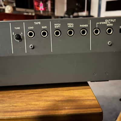 Roland Juno-106 61-Key Programmable Polyphonic Synthesizer 1984 - 1985 - Black image 7