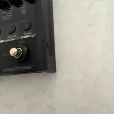 TC Helicon VoiceTone Create XT 2010 - 2014 - Black image 2