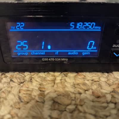 Shure QLXD4 (470 - 534 MHz) G50 System image 7