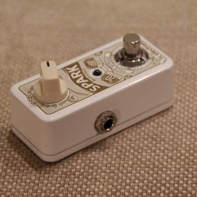 TC Electronic Spark Mini Booster - White image 4
