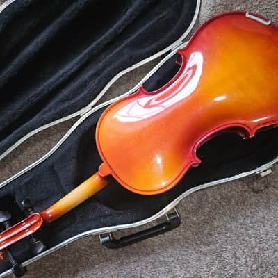 K Schiller Student size 4/4 violin w/ case.  Miss soundpost image 5