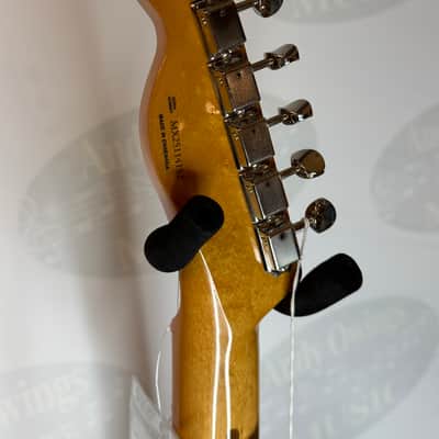 Fender Vintera II '50s Nocaster with Maple Fretboard 2023 - Blackguard Blonde image 4