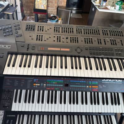 Roland JD-800 61-Key Programmable Synthesizer 1991 - 1995 - Carbon image 3