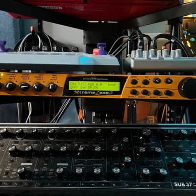 E-MU Systems Xtreme Lead-1 Rackmount w/ rack ears and manual - 64-Voice Expandable Synthesizer 2000 - Orange