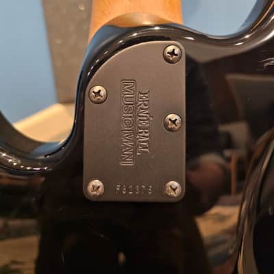 Ernie Ball Music Man StingRay Special 4 H with Roasted Maple Fretboard 2018 - Present - Jet Black image 9