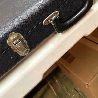 VINTAGE 1972 RICKENBACKER 4001 BASS CASE image 13