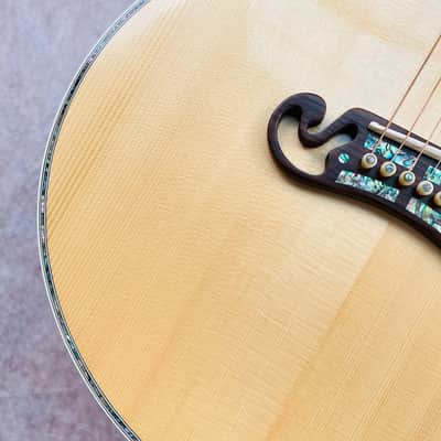 Gibson Custom SJ-200 Vine Acoustic Guitar 2004 - Natural image 5