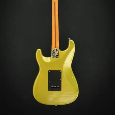 Fender American Ultra II Stratocaster Pre-Owned image 11