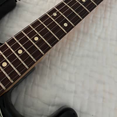 Fender Robert Cray Artist Series Signature Stratocaster 2003 - Present - 3-Color Sunburst image 14