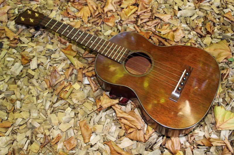 Vintage Martin 50s Tenor Ukulele