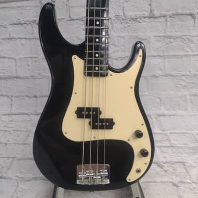 Peavey Fury USA 4 String Bass image 2