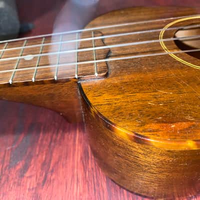 Brown Tortoiseshell Binding: Gibson Uke-1 1950 Near Mint with Soft Case - Mahogany image 10