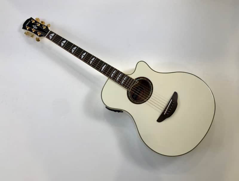 Yamaha APX1000 Pearl Snow White | Reverb