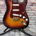 Fender Deluxe Players Stratocaster with Rosewood Fretboard 2005 - 2016 3-Color Sunburst
