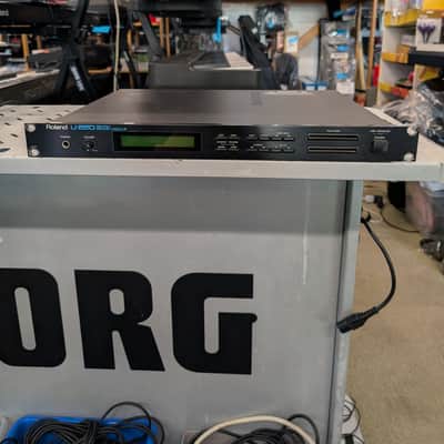 Roland U220