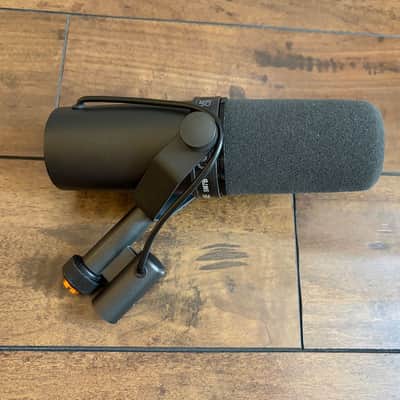 Shure SM7B Cardioid Dynamic Microphone SM 7B image 3