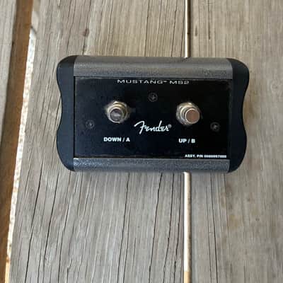 Fender MS2 Mustang Amp 2-Button Footswitch with 1/4" Jack 2010s - Black electric guitar two button pedal image 2