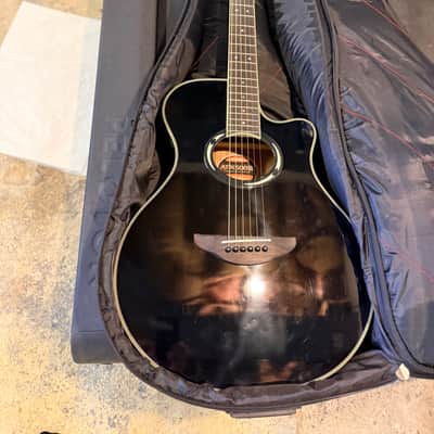 Yamaha APX500III Thinline Acoustic/Electric Guitar 2010s - Black image 1