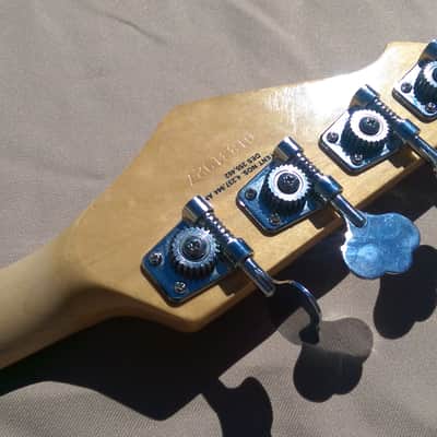 1984 Peavey Foundation FL Fretless Bass sunburst image 8