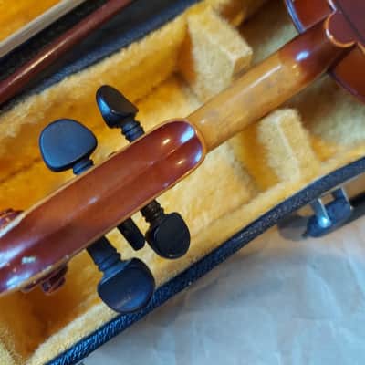 Suzuki Model 220 (1/10 Size) Violin, Japan 1975, with case & bow image 15
