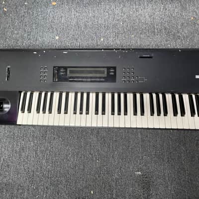 Korg M1 Music Workstation  - Black