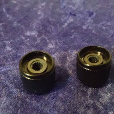 Allparts 2X Dome Knob Black W/set screw image 2