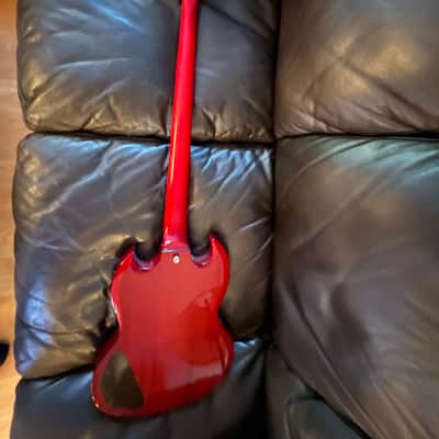 Epiphone EB-3 Bass 2015-2020 Cherry INCLUDES CASE AND STRAP image 2