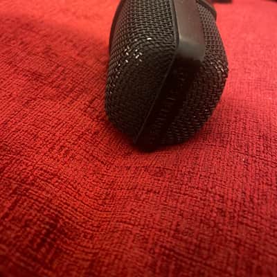 Sennheiser MD 421 II Cardioid Dynamic Microphone 2002 - Present - Black image 2
