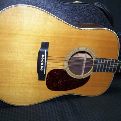 Martin HD-28V "Centennial" year model w/hsc (new old stock) 2016 image 2