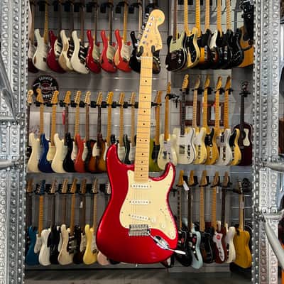 Fender Stratocaster American Special Candy Apple Red image 2