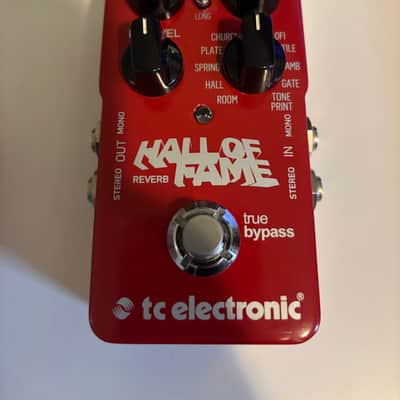 TC Electronic Hall of Fame Reverb 2011 - 2017 - Red image 1