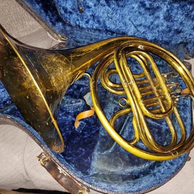 Continental Colonial Single French Horn, with case, Good playing condition, USA image 12