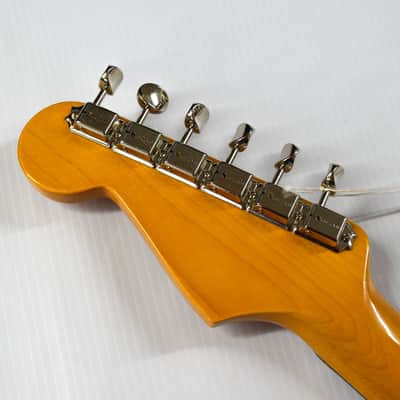Fender American Vintage II '65 Stratocaster - Shoreline Gold image 11