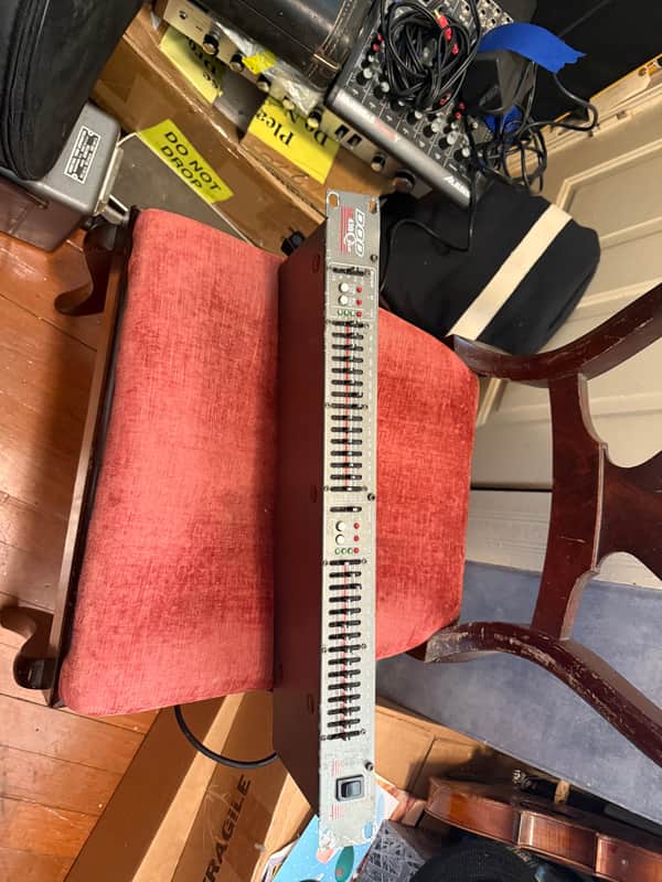 DOD Sr430 qxlr graphic eq - Grey image 1